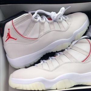Jordan retro 11s